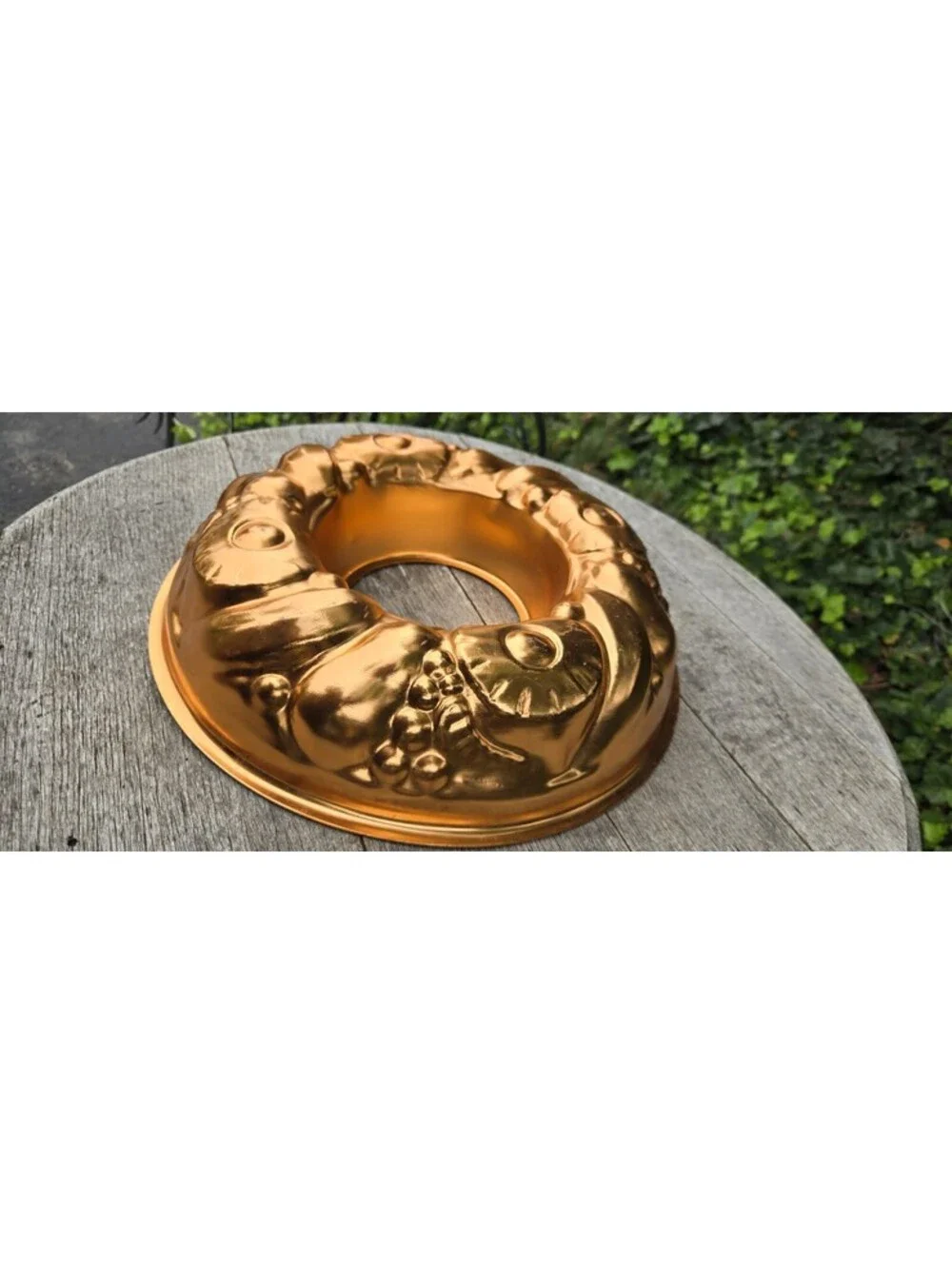Vintage Copper Tone Fruit Wreath Cake Jello Mold Wall Hanging Decor 13